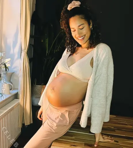 Image 27155269 from Pregnant