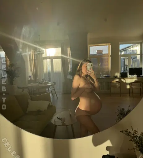 Image 27169800 from Pregnant