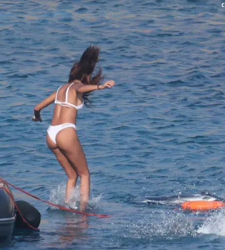 Image 2713269 from Joan Smalls