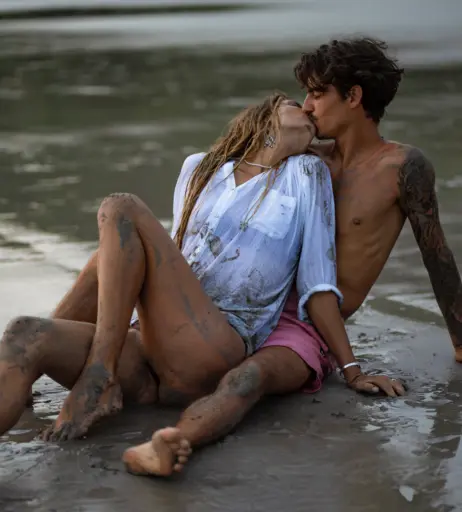 Image 271858 from Lola &amp; James