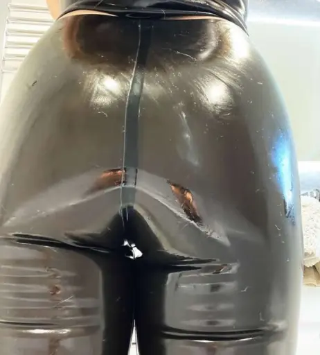 Image 2706725 from hollybenoir