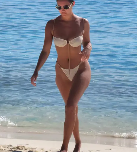 Image 2701779 from Tao Wickrath