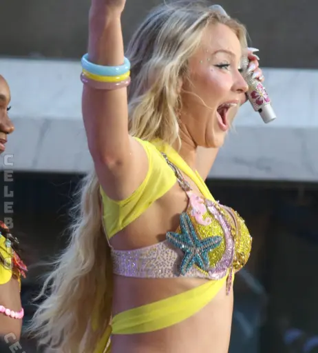 Image 27036518 from Zara Larsson