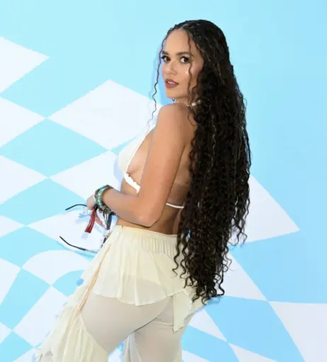 Image 2703679 from Madison Pettis