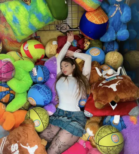 Image 27039342 from Katiana Kay