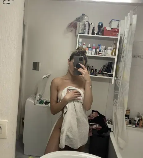 Image 2708437 from Oscarine