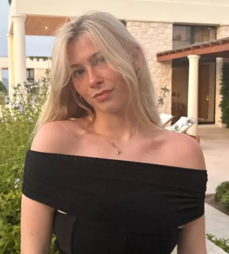 Image 2095074 from Clementine Vaughn