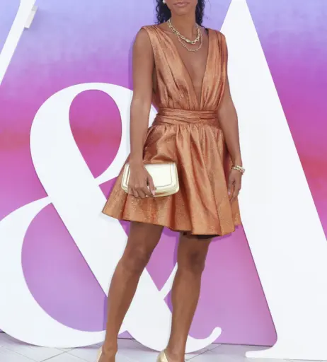 Image 2094586 from Vick Hope