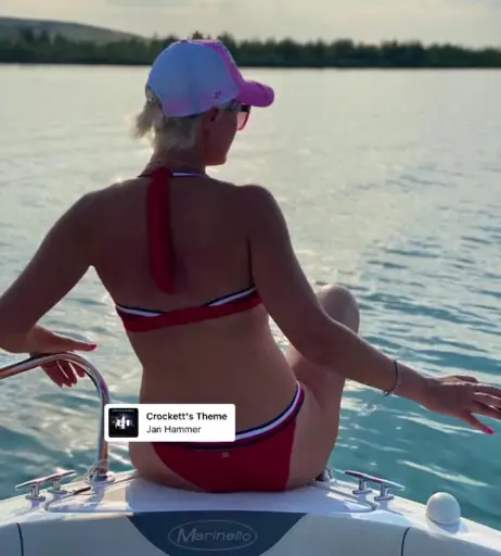 Image 2091591 from Kamilla Senjo