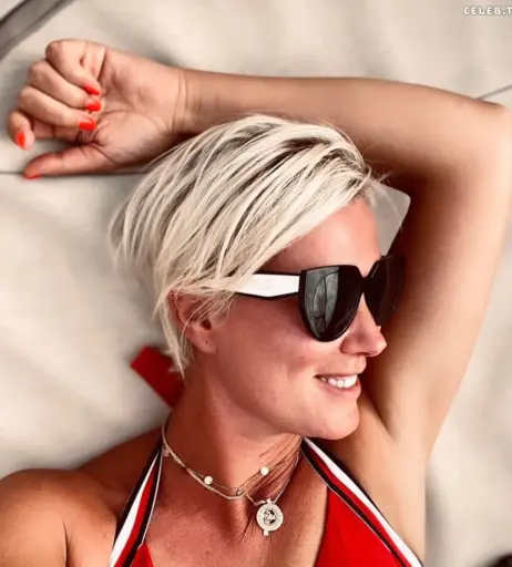 Image 2091712 from Kamilla Senjo