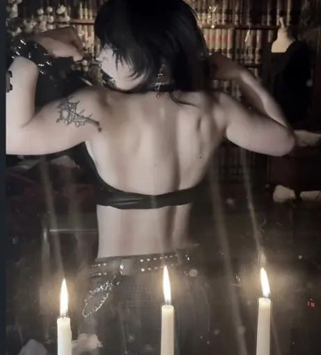 Image 20911337 from BuffGothMom