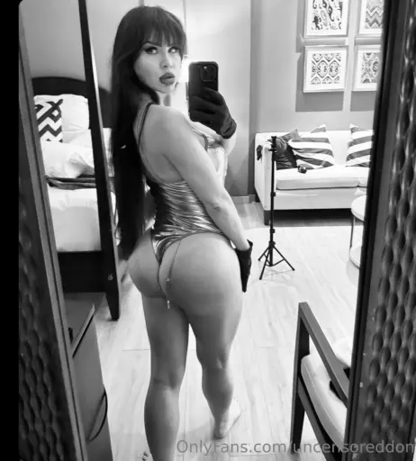 Image 20929877 from Obey Angelina
