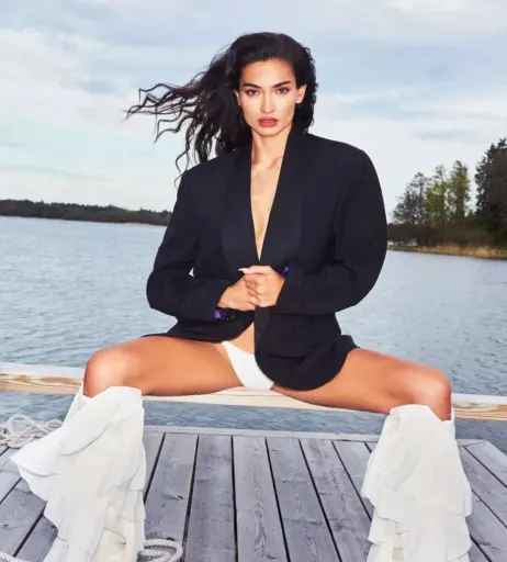 Image 2093883 from Kelly Gale