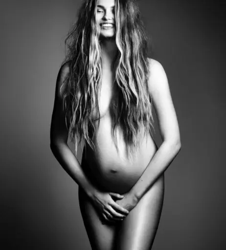 Image 2093864 from Romee Strijd