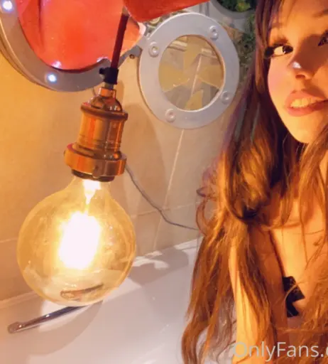 Image 209315 from Belle Delphine