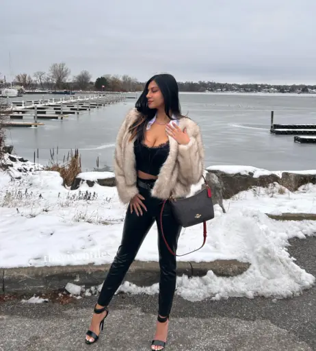 Image 20931066 from Vanessa Vain (thevixenfiles/bengalivixen)