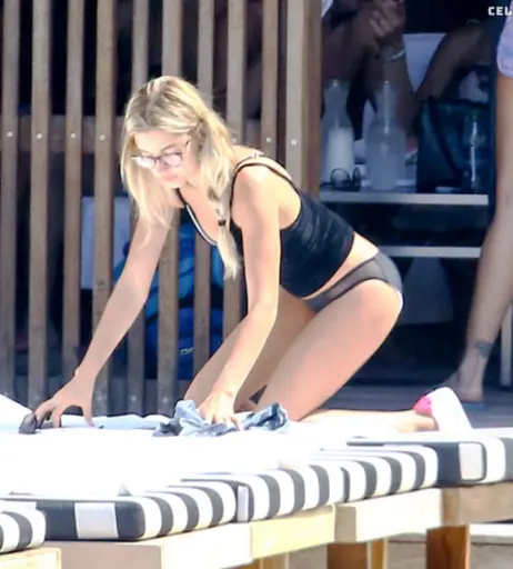 Image 2090847 from Hailey Bieber