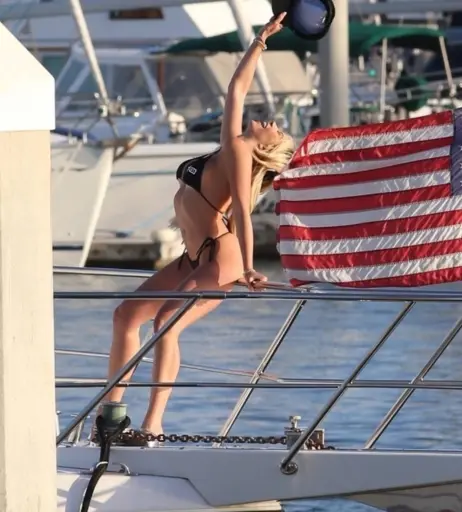 Image 2090824 from Khloe Terae