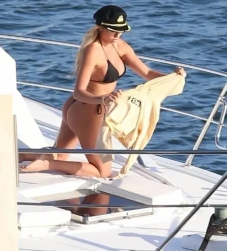 Image 2090761 from Khloe Terae