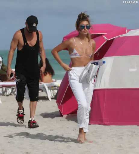 Image 2090207 from Hailey Bieber