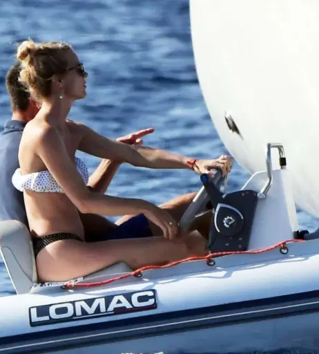 Image 2099177 from Eva Herzigová