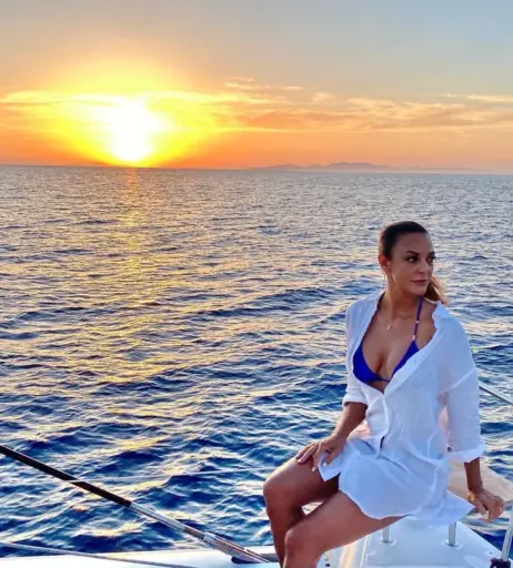 Image 2099392 from Eva LaRue