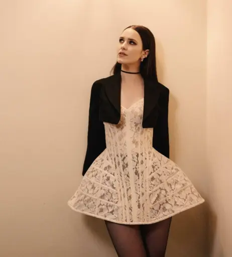 Image 2098744 from Rachel Brosnahan