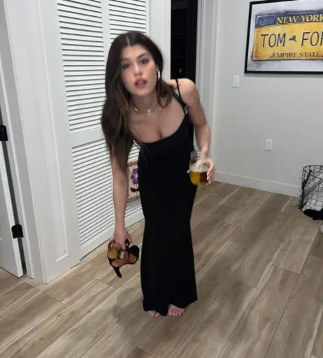 Image 2098906 from Dylan Conrique