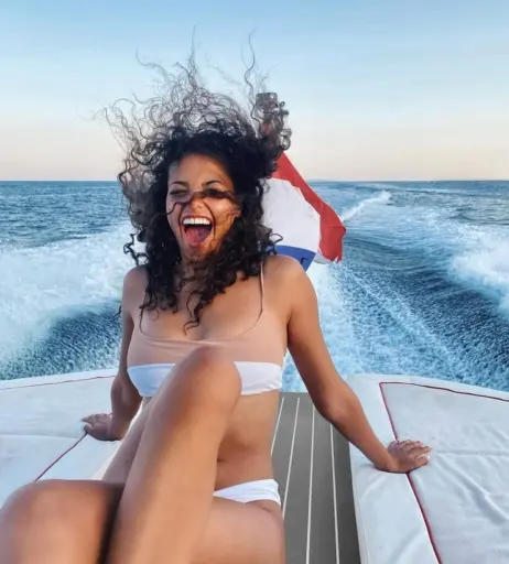 Image 2085692 from Ella Balinska