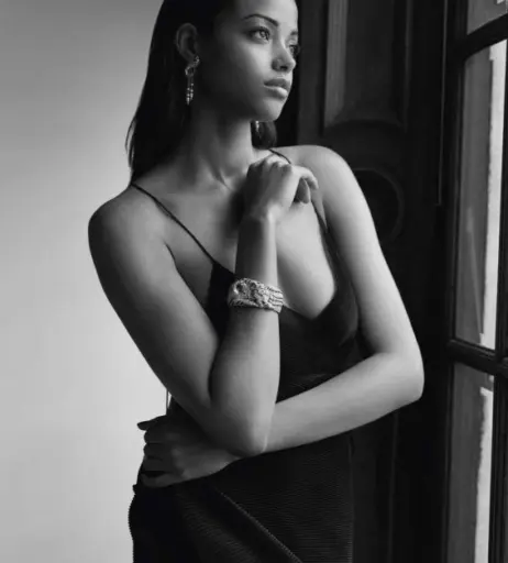 Image 2085638 from Ella Balinska