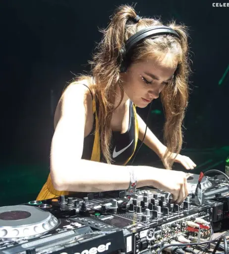 Image 2085384 from Larissa Rieß