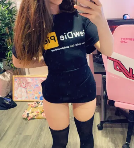 Image 208684 from Belle Delphine