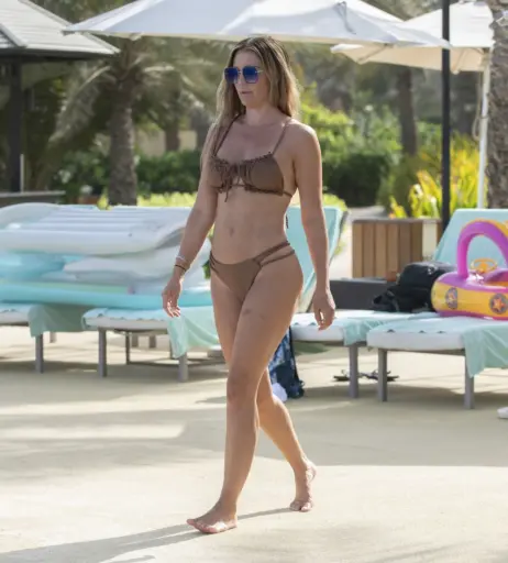 Image 2087063 from Danielle Lloyd