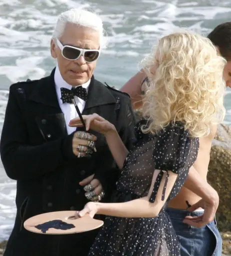 Image 2084054 from Claudia Schiffer