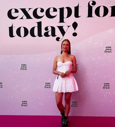 Image 2081730 from Lara Dandelion Seibert