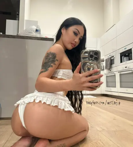 Image 20828446 from Romanlettuce / mulaniscreamy / foreignlotus
