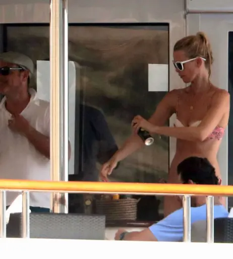 Image 2082771 from Claudia Schiffer