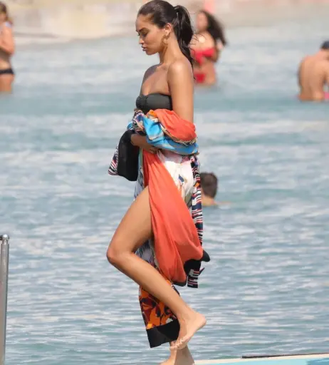 Image 2082372 from Shanina Shaik