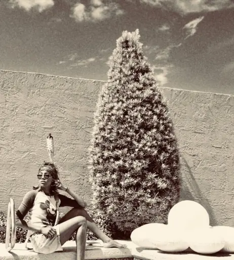 Image 2083464 from Alicia Fox