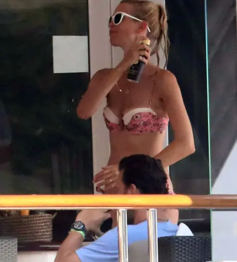Image 2083147 from Claudia Schiffer