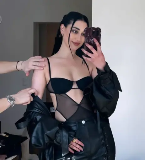 Image 2080121 from Elif