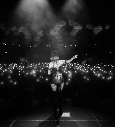 Image 2080089 from Elif