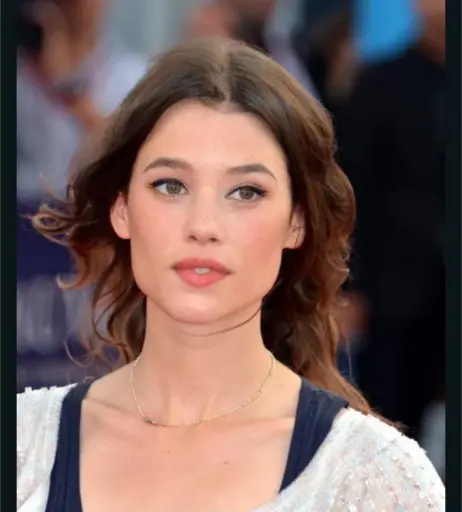 Image 2088454 from Àstrid Bergès-Frisbey