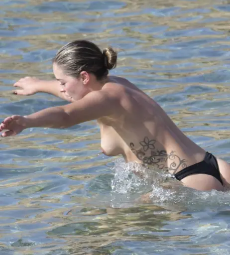 Image 2088082 from Olympia Valance