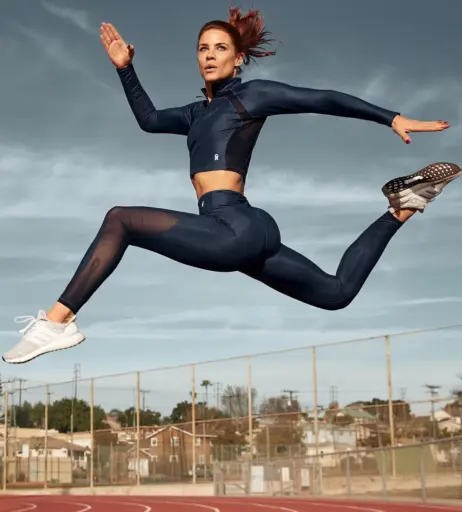 Image 2075885 from Courtney Hope