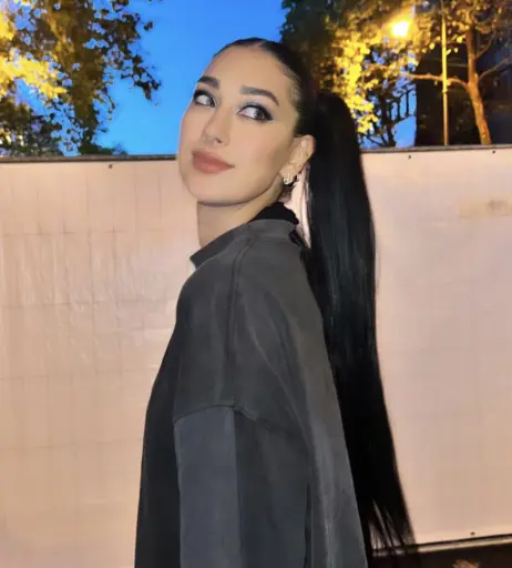 Image 2075595 from Elif