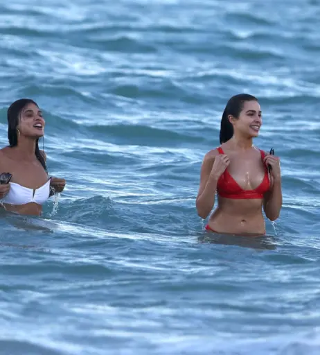 Image 2075400 from Shanina Shaik