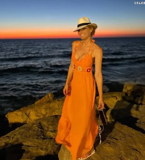 Image 2076837 from Sonya Kraus