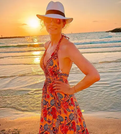 Image 2076582 from Sonya Kraus