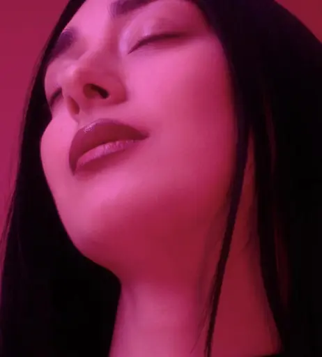 Image 2076701 from Elif